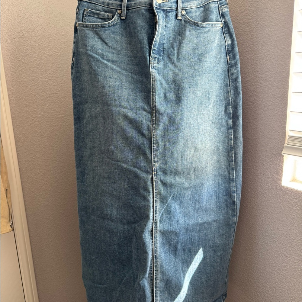 NYDJ Light Blue Denim Skirt